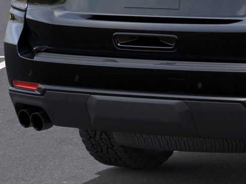 New 2026 Chevrolet Suburban Z71 image 15