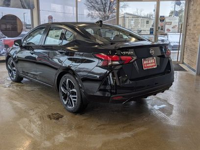 New 2025 Nissan Versa SR w/ Trunk Package