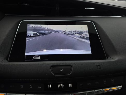 Used 2020 Cadillac XT4 Premium Luxury image 25