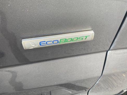 Used 2016 Ford F150 XL w/ Equipment Group 101A Mid AWD/4WD image 11