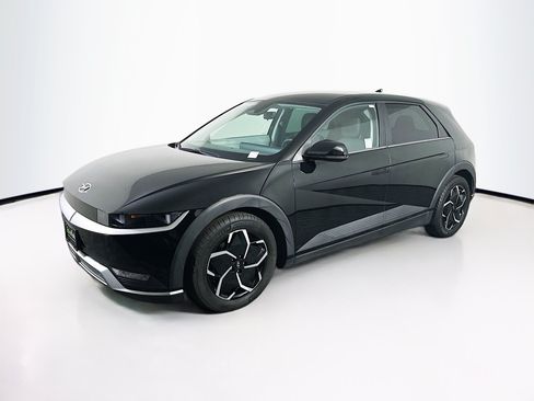 Used 2024 Hyundai Ioniq 5 SE RWD image 3