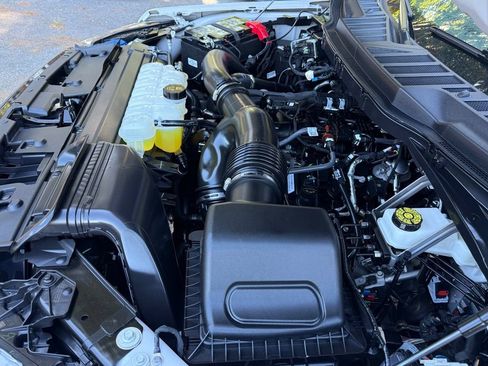Certified 2025 Ford F150 Lariat AWD/4WD image 36