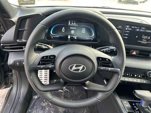 New 2026 Hyundai Elantra SEL Sport Premium image 20