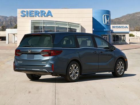 New 2026 Honda Odyssey Touring image 3