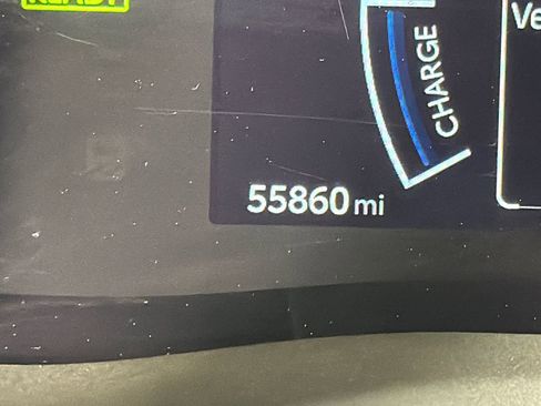 Used 2025 Toyota Camry LE image 27