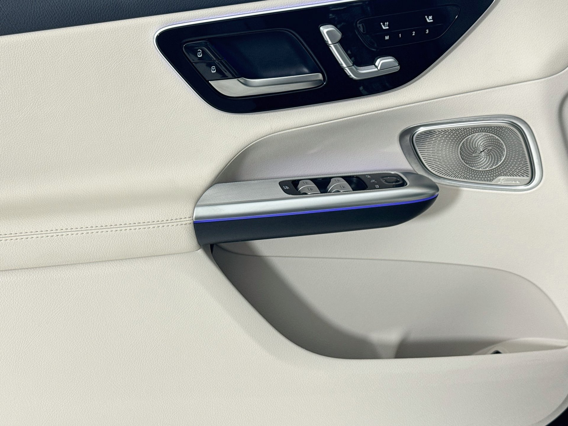 Certified 2026 Mercedes-Benz GLC 300 image 19