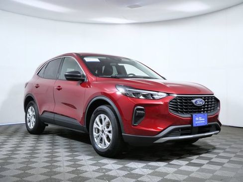 Certified 2023 Ford Escape Active AWD/4WD image 1