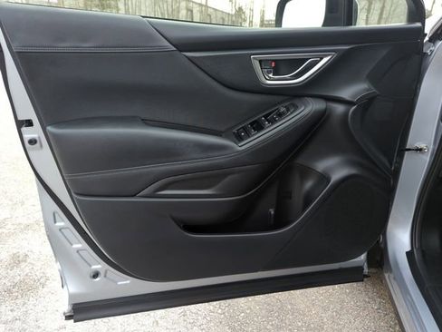 Used 2023 Subaru Forester Premium image 15