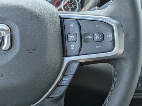 New 2026 RAM 3500 Big Horn AWD/4WD image 20