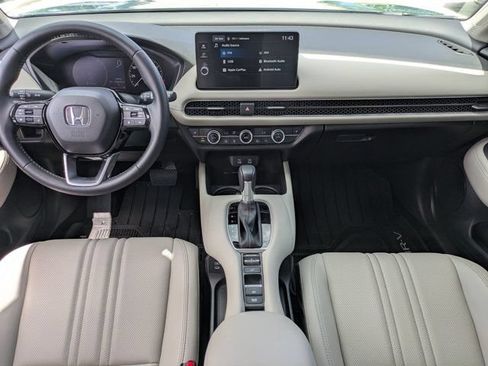 Used 2026 Honda HR-V EX-L image 14