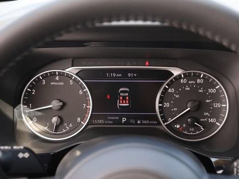Certified 2025 Nissan Pathfinder SV w/ SV Premium Package FWD image 16