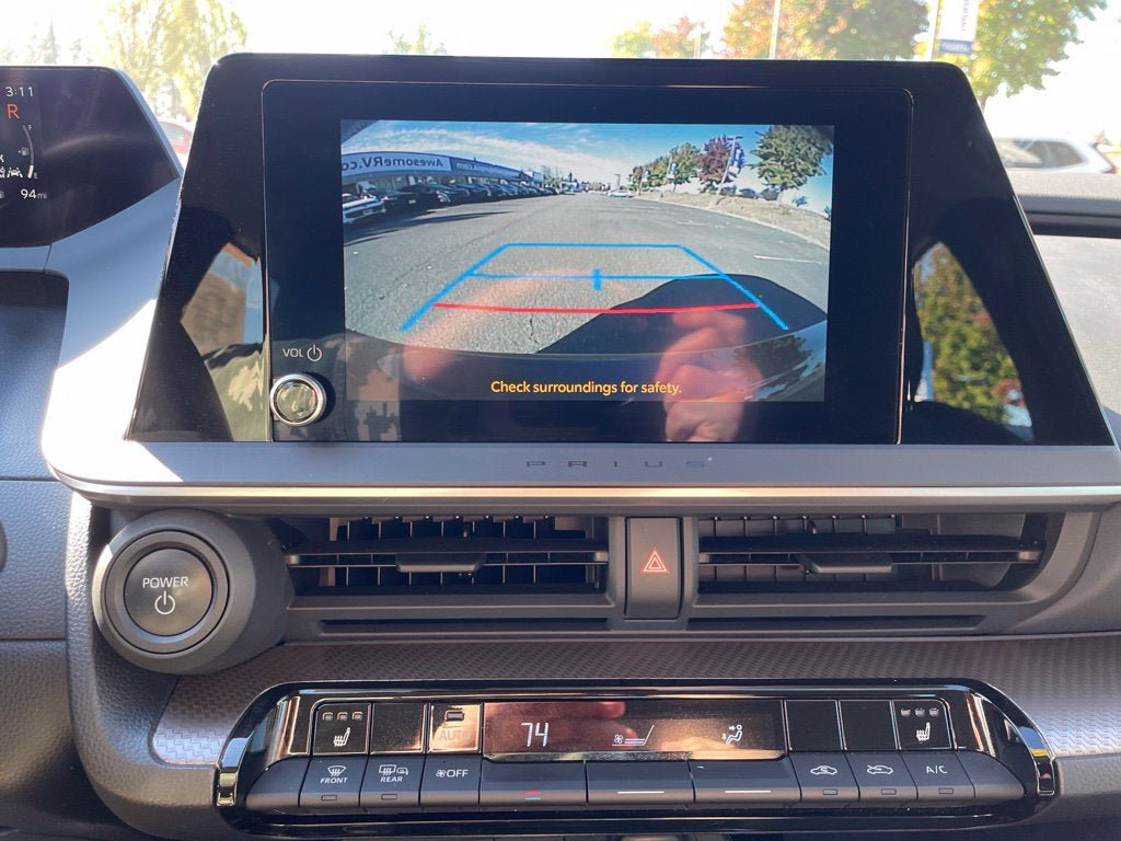 Used 2024 Toyota Prius XLE AWD/4WD image 21