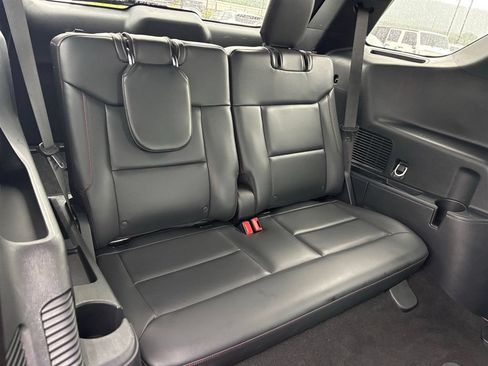 Used 2025 Ford Explorer ST AWD/4WD image 17