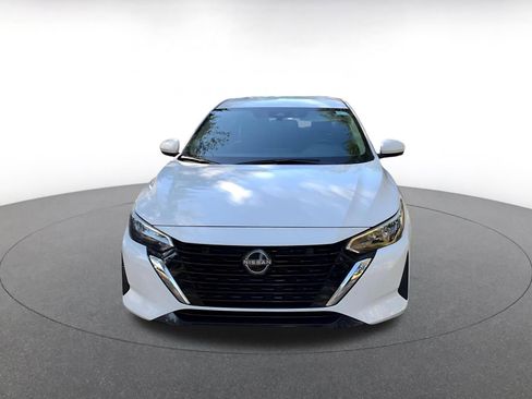 Used 2025 Nissan Sentra S image 2