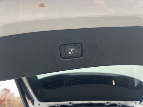 Certified 2023 Ford Edge SEL w/ Convenience Package image 17