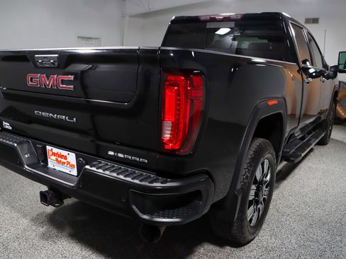 Used 2020 GMC Sierra 2500 Denali image 7