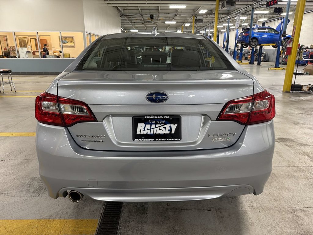 Used 2017 Subaru Legacy 2.5i Premium w/ Moonroof Package AWD/4WD image 26