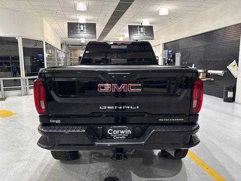 Used 2020 GMC Sierra 2500 Denali w/ Denali Ultimate Package AWD/4WD image 7