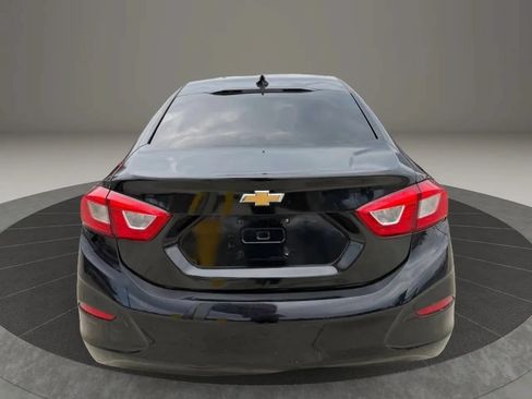 Used 2019 Chevrolet Cruze LT w/ LT Fleet Convenience Package FWD image 6