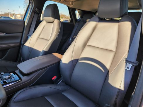 Used 2025 MAZDA CX-30 2.5 Turbo w/ Premium Plus Pkg image 7