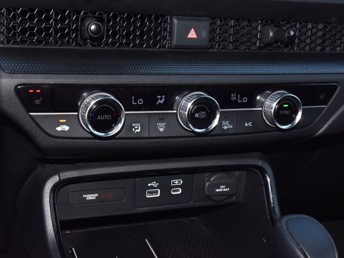 Used 2025 Honda CR-V Sport-L image 29