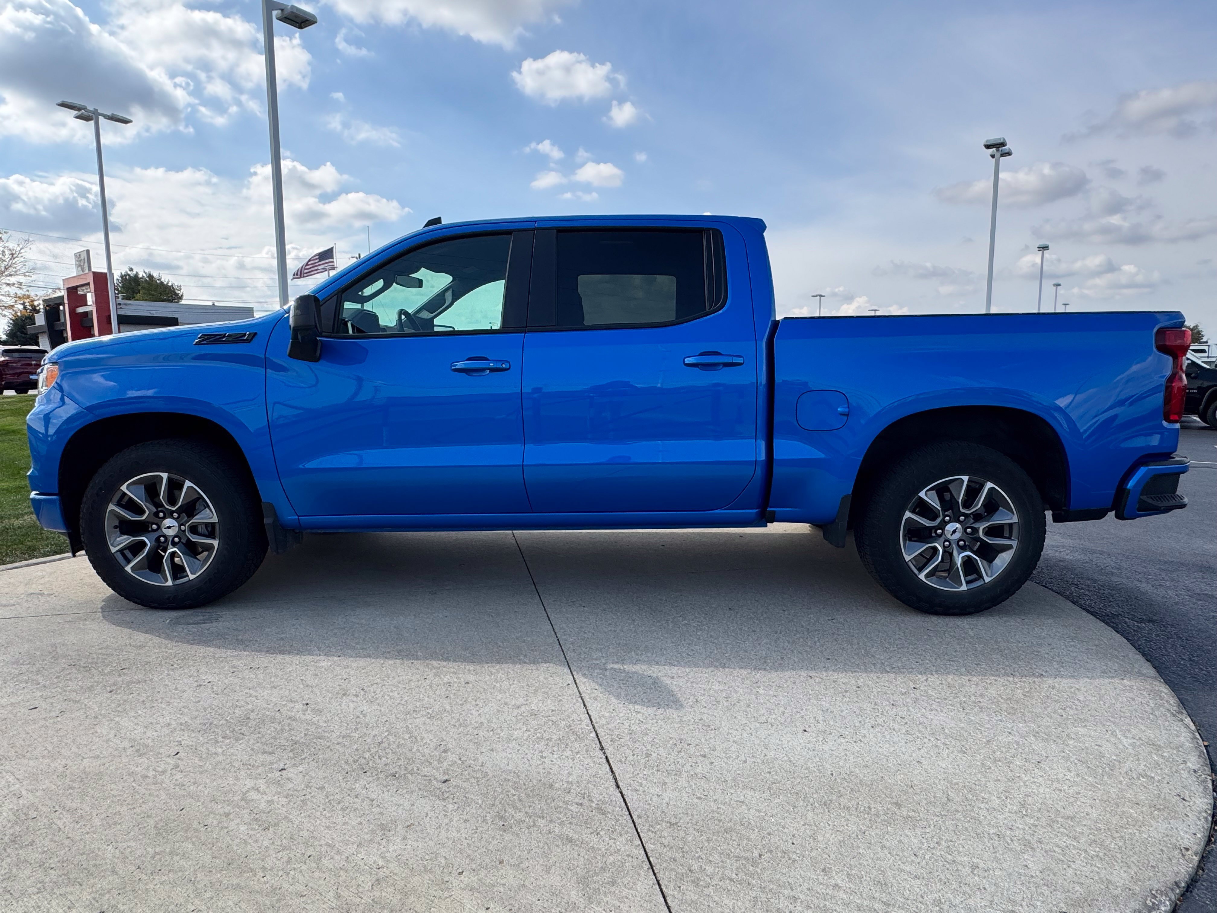 Used 2025 Chevrolet Silverado 1500 RST AWD/4WD image 4
