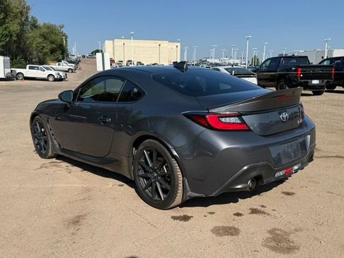 Used 2023 Toyota GR86 Premium RWD image 3