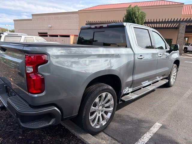 Used 2020 Chevrolet Silverado 1500 High Country w/ Technology Package AWD/4WD image 10