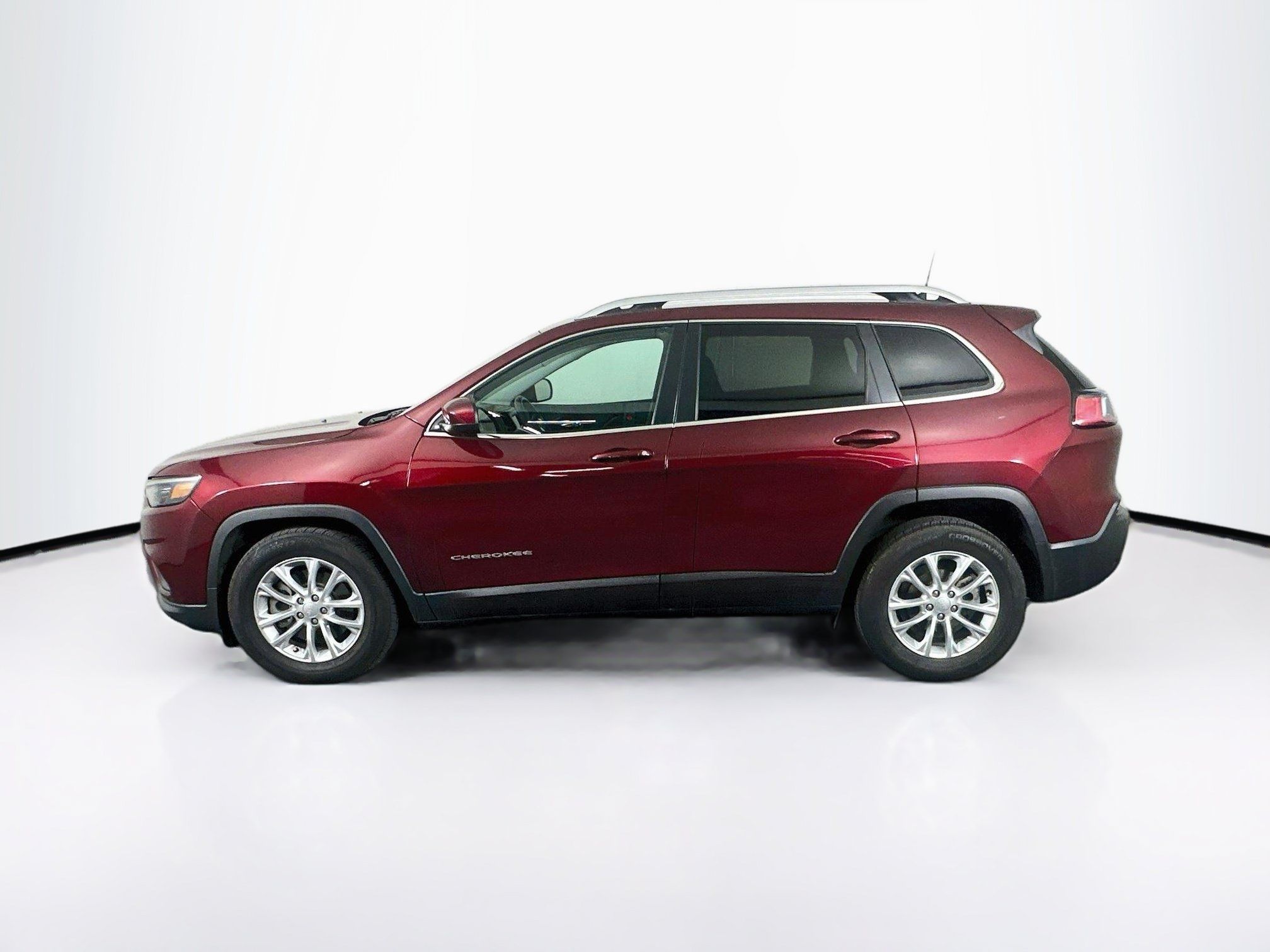 Used 2019 Jeep Cherokee Latitude w/ Popular Appearance Group FWD image 4
