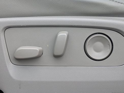 Used 2025 GMC Sierra 1500 SLT w/ SLT Premium Plus Package image 20