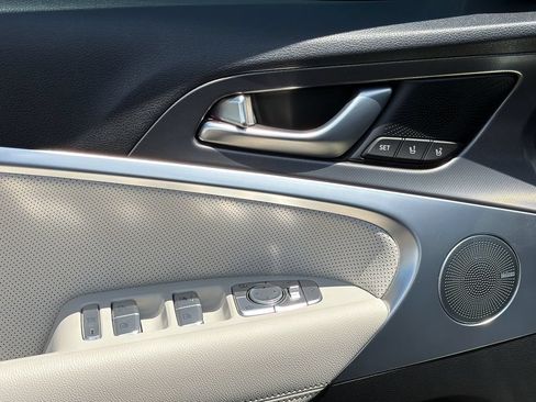 Certified 2025 Genesis G70 2.5T w/ Sport Prestige Package AWD/4WD image 12