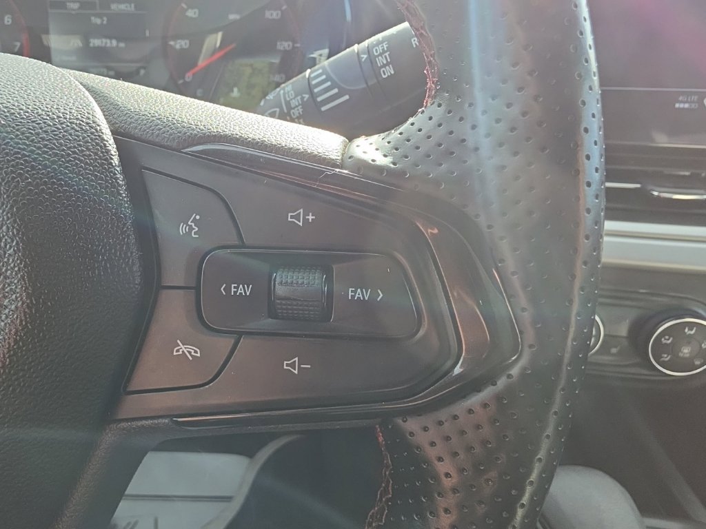 Certified 2024 Chevrolet Trax RS w/ Driver Confidence Package FWD image 10