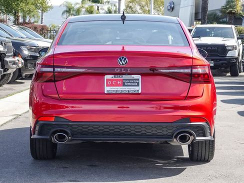 Used 2025 Volkswagen Jetta GLI Autobahn w/ GLI Black Package image 5