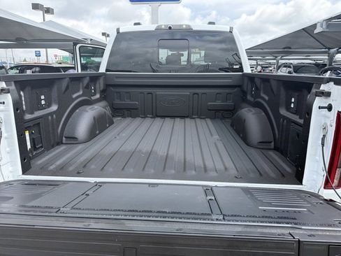Used 2025 Ford F150 Raptor AWD/4WD image 21