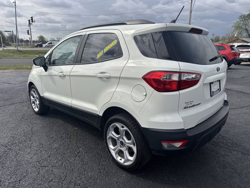 Used 2021 Ford EcoSport SE w/ SE Convenience Package image 9