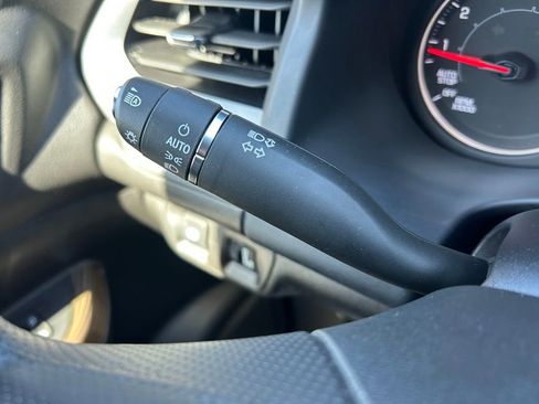 Certified 2023 GMC Acadia SLE w/ Driver Convenience Package image 54