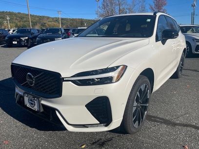 New 2026 Volvo XC60 B5 Plus w/ Protection Package Premier