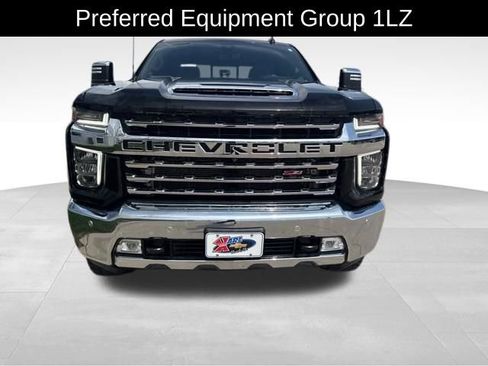 Used 2022 Chevrolet Silverado 2500 LTZ AWD/4WD image 2