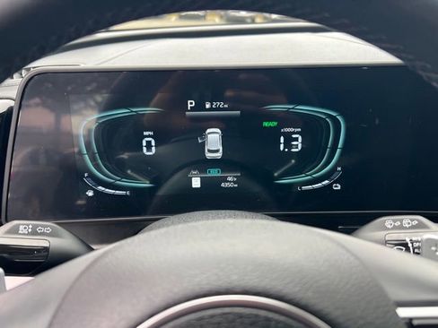 Certified 2025 Kia Sportage EX w/ EX Premium Package image 17