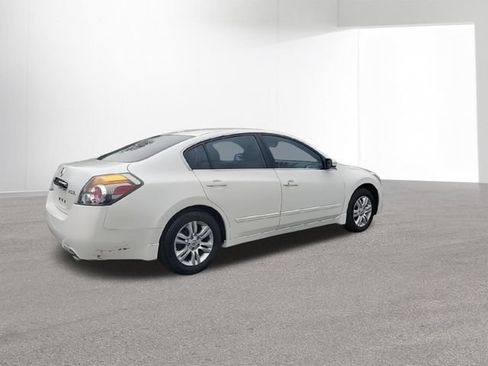 Used 2012 Nissan Altima 2.5 SL w/ 2.5SL Pkg FWD image 10