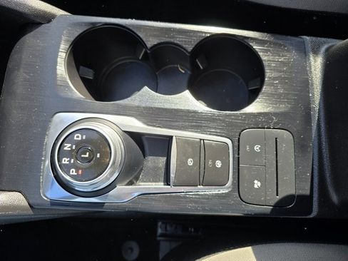 Used 2022 Ford Escape SE image 16