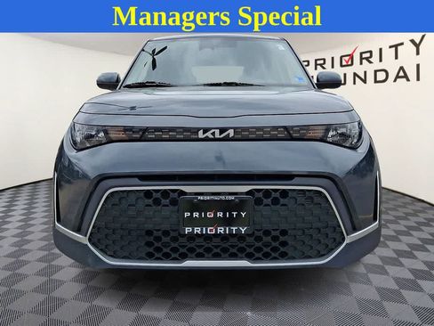 Used 2024 Kia Soul LX w/ Option Group 015 FWD image 2