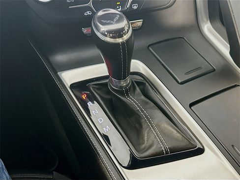 Used 2015 Chevrolet Corvette Z06 image 16