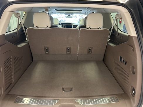 Used 2022 GMC Yukon XL Denali image 26