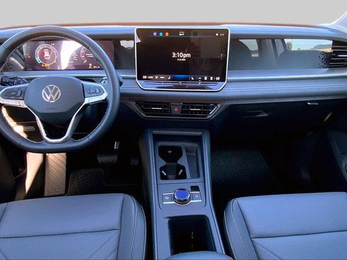 New 2026 Volkswagen Tiguan SE AWD/4WD image 5
