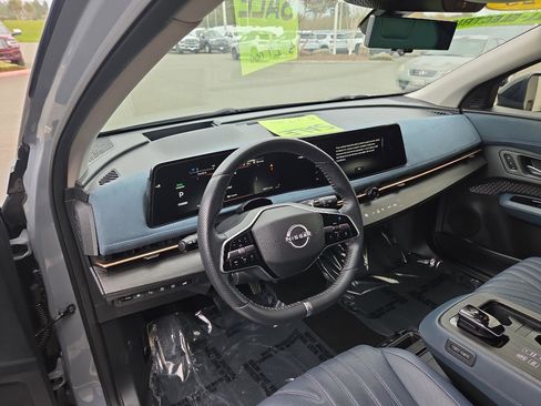 Used 2023 Nissan Ariya image 8