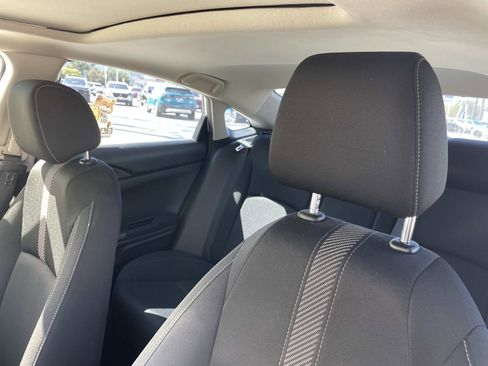 Used 2018 Honda Civic EX-T image 16