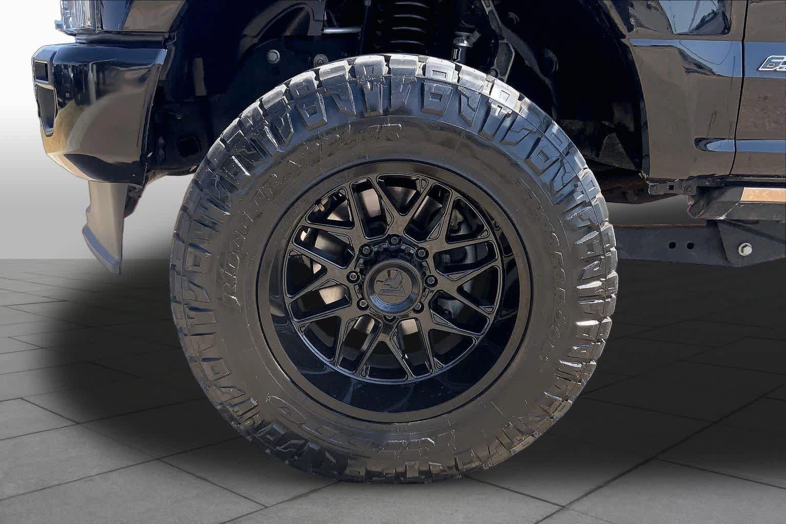 Certified 2022 Ford F250 Platinum AWD/4WD image 10