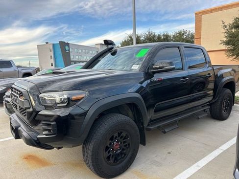 Used 2019 Toyota Tacoma TRD Pro image 5