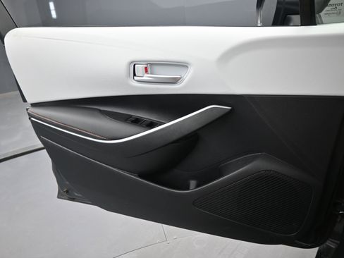 Used 2025 Toyota Corolla FX w/ Convenience Package image 16